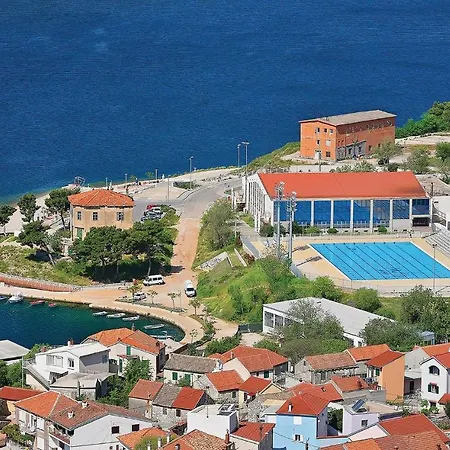 One-bedroom In Brodarica Apartment