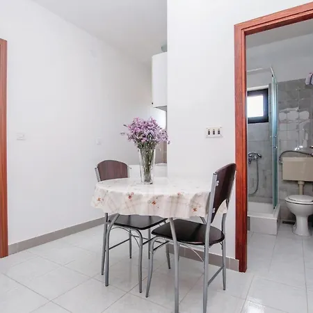 One-bedroom In Brodarica Apartment *