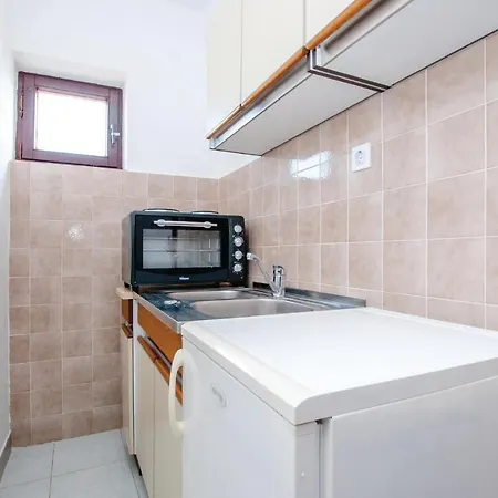 One-bedroom In Brodarica